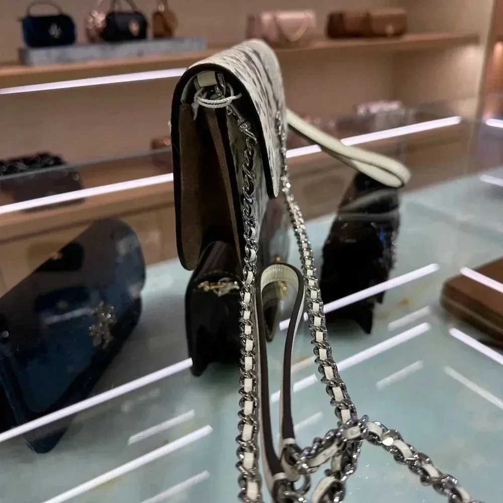 Tory Burch Warm White And Black Bag - Picture 3 of 13